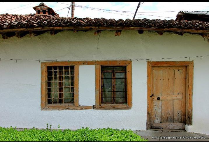 Bujtina Zhaveli Bed & Breakfast Gjakova Exterior photo